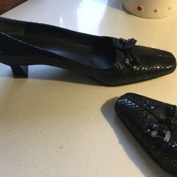Stuart Wiseman Snakeskin Shoes - Picture 5 of 9